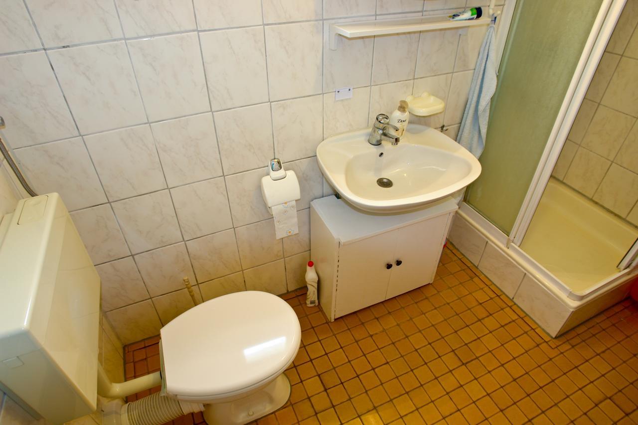 Apartment Jole Razanj Luaran gambar