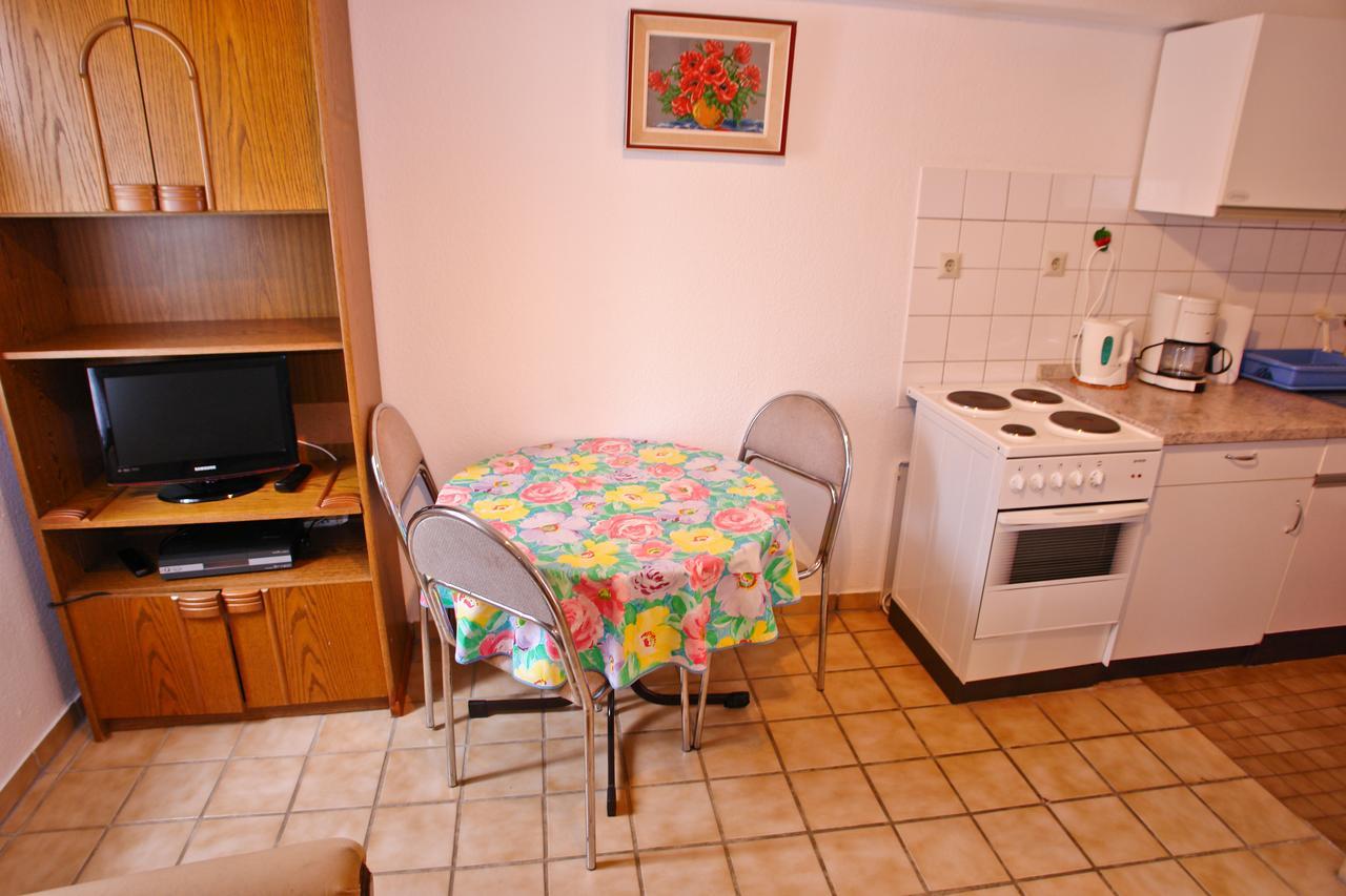 Apartment Jole Razanj Luaran gambar